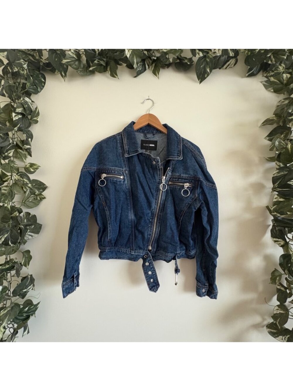 Fashion Nova Malika Denim Front Zip Jacket Blue NWT Women’s Size M